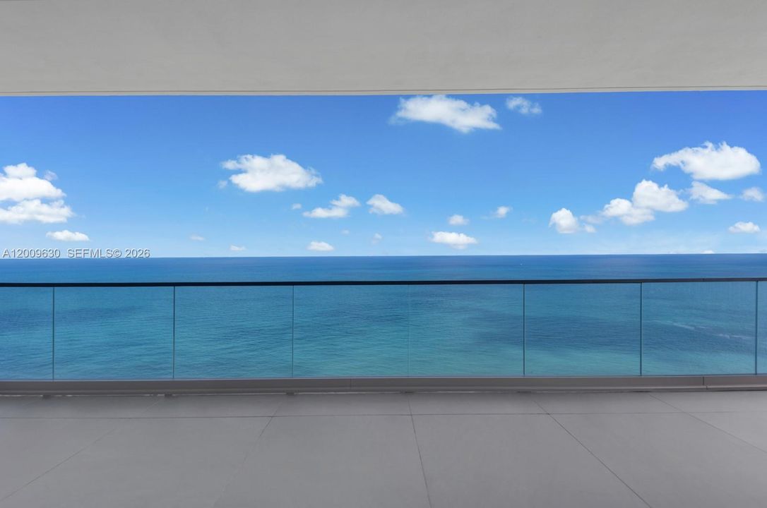 Vendido Recientemente: $8,500,000 (5 camas, 6 baños, 5832 Pies cuadrados)