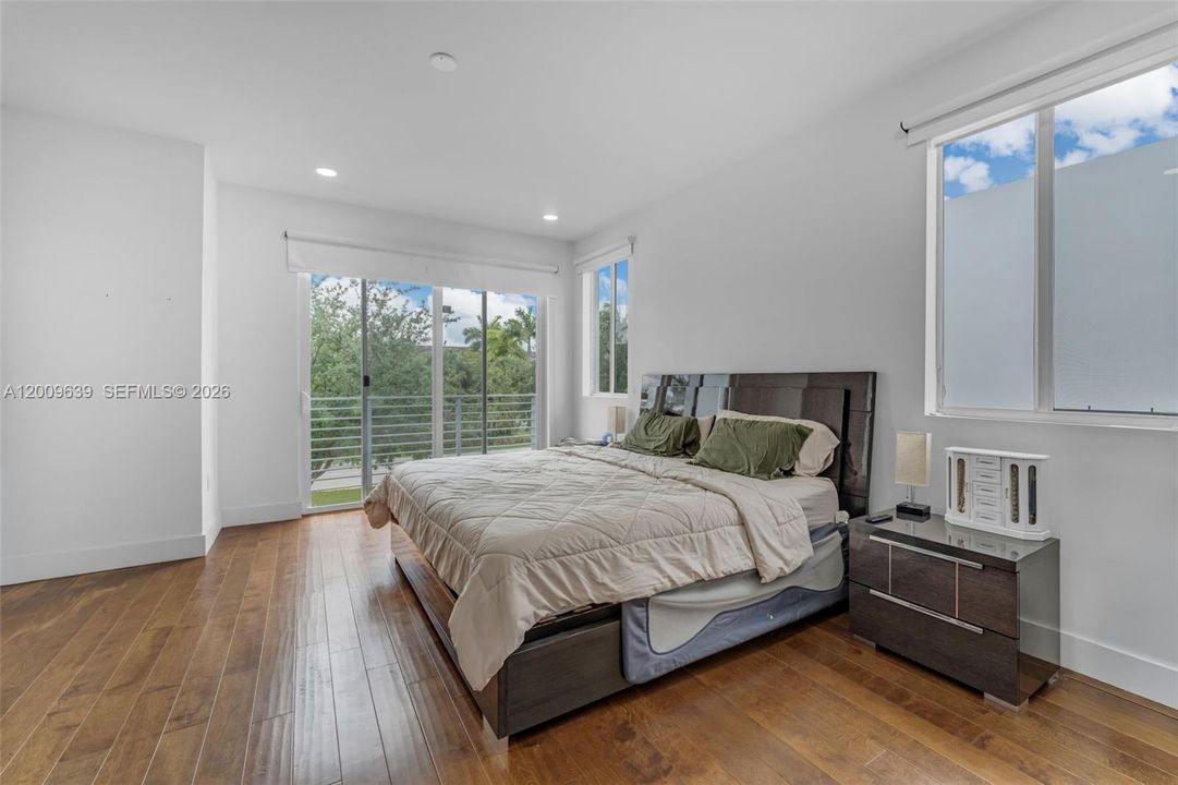 Activo con contrato: $750,000 (3 camas, 3 baños, 1743 Pies cuadrados)