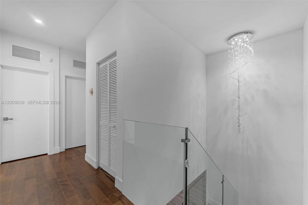 Activo con contrato: $750,000 (3 camas, 3 baños, 1743 Pies cuadrados)
