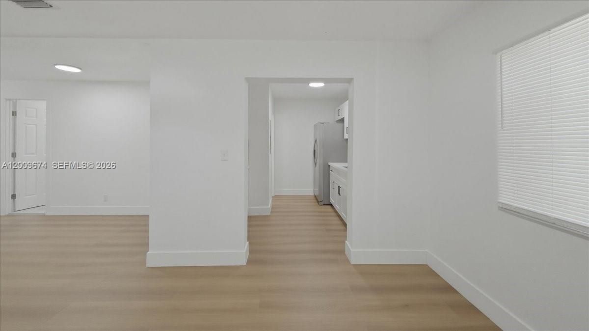 Vendido Recientemente: $390,000 (3 camas, 2 baños, 988 Pies cuadrados)
