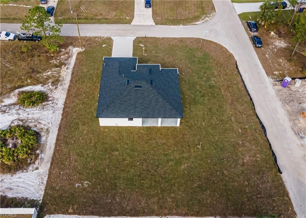 For Sale: $329,000 (3 beds, 2 baths, 1562 Square Feet)