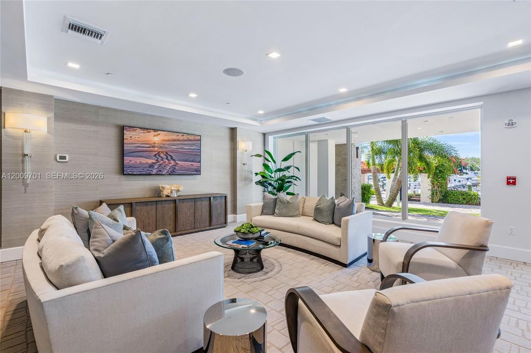 Recently Sold: $6,600,000 (4 beds, 4 baths, 5205 Square Feet)