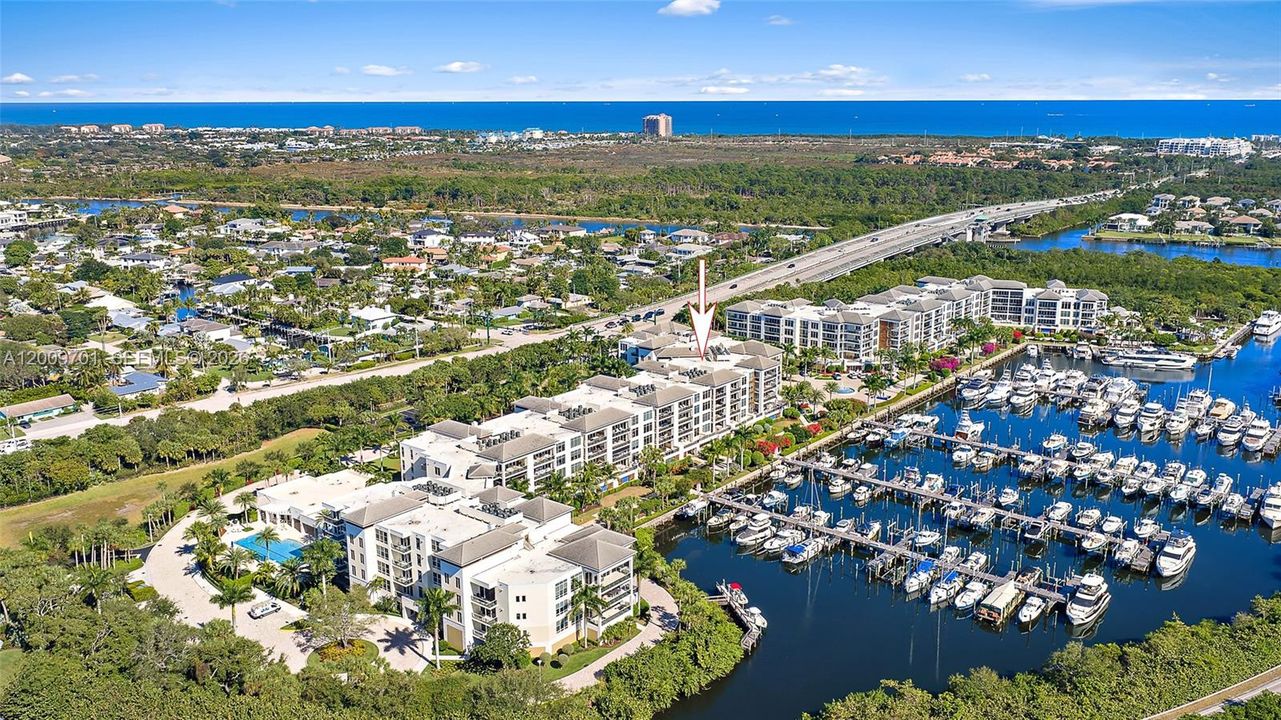 Recently Sold: $6,600,000 (4 beds, 4 baths, 5205 Square Feet)