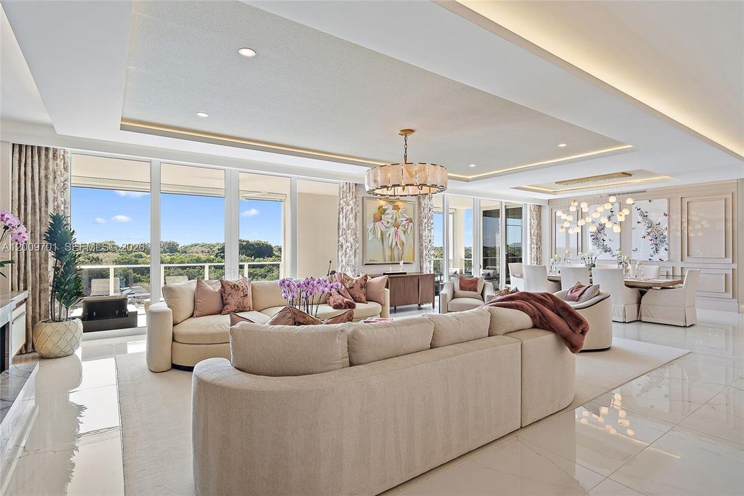 Recently Sold: $6,600,000 (4 beds, 4 baths, 5205 Square Feet)