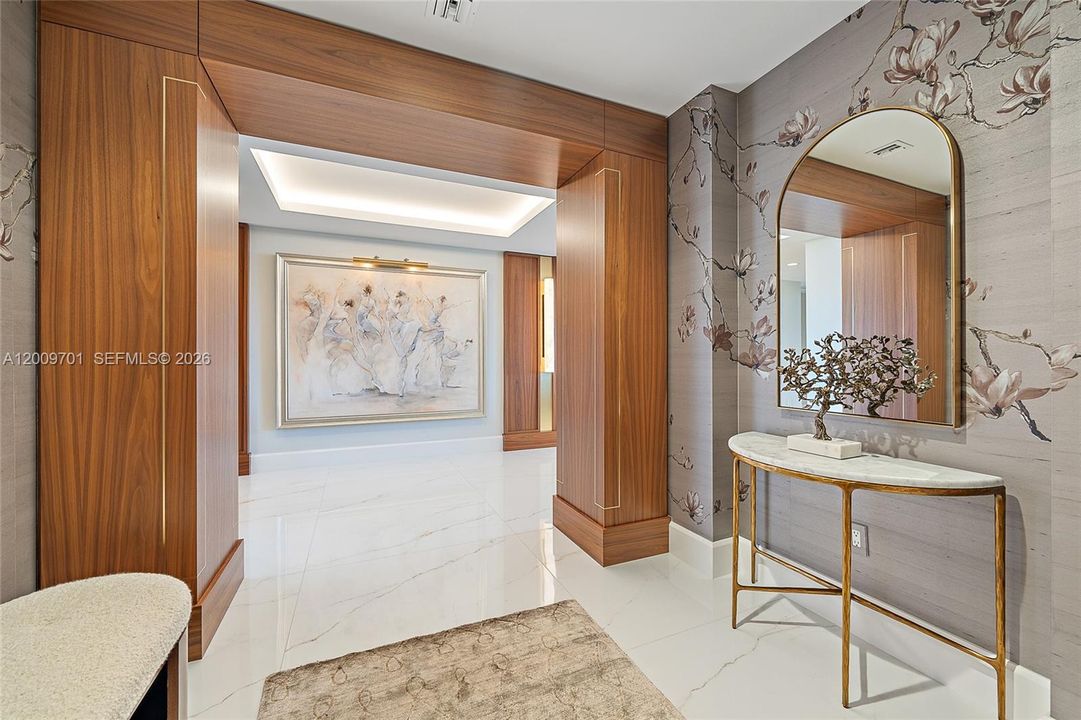 Recently Sold: $6,600,000 (4 beds, 4 baths, 5205 Square Feet)
