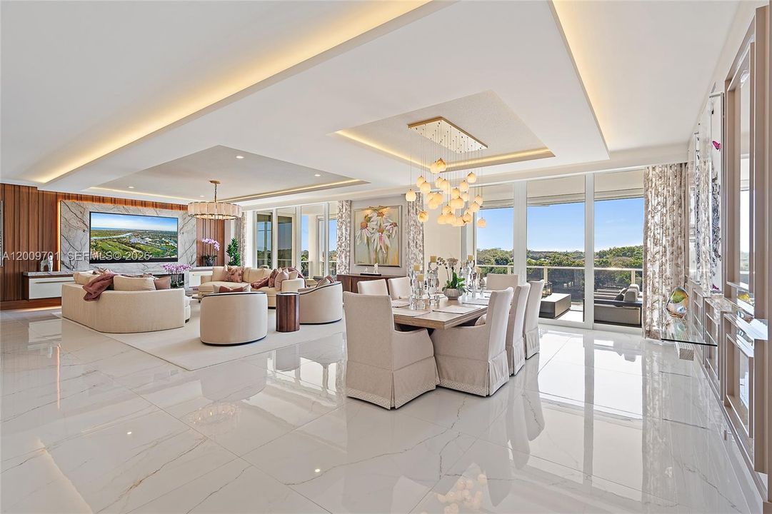 Recently Sold: $6,600,000 (4 beds, 4 baths, 5205 Square Feet)