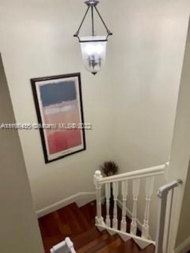 Active With Contract: $3,650 (3 beds, 2 baths, 1470 Square Feet)