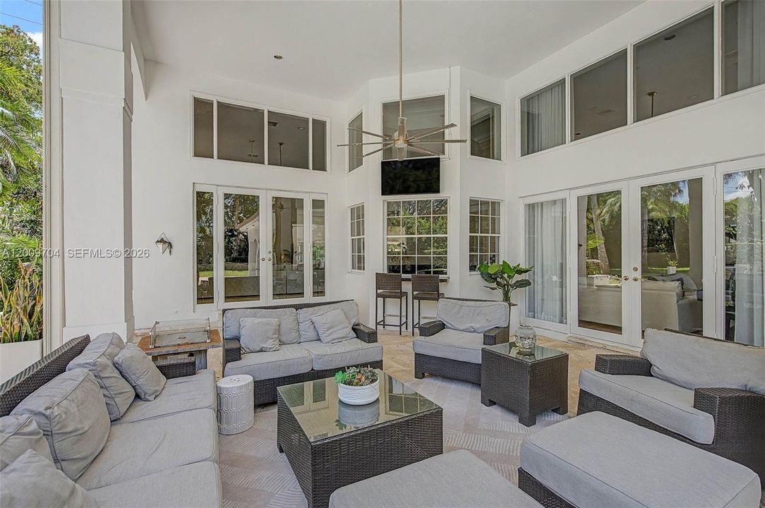 Active With Contract: $3,300,000 (5 beds, 5 baths, 5079 Square Feet)