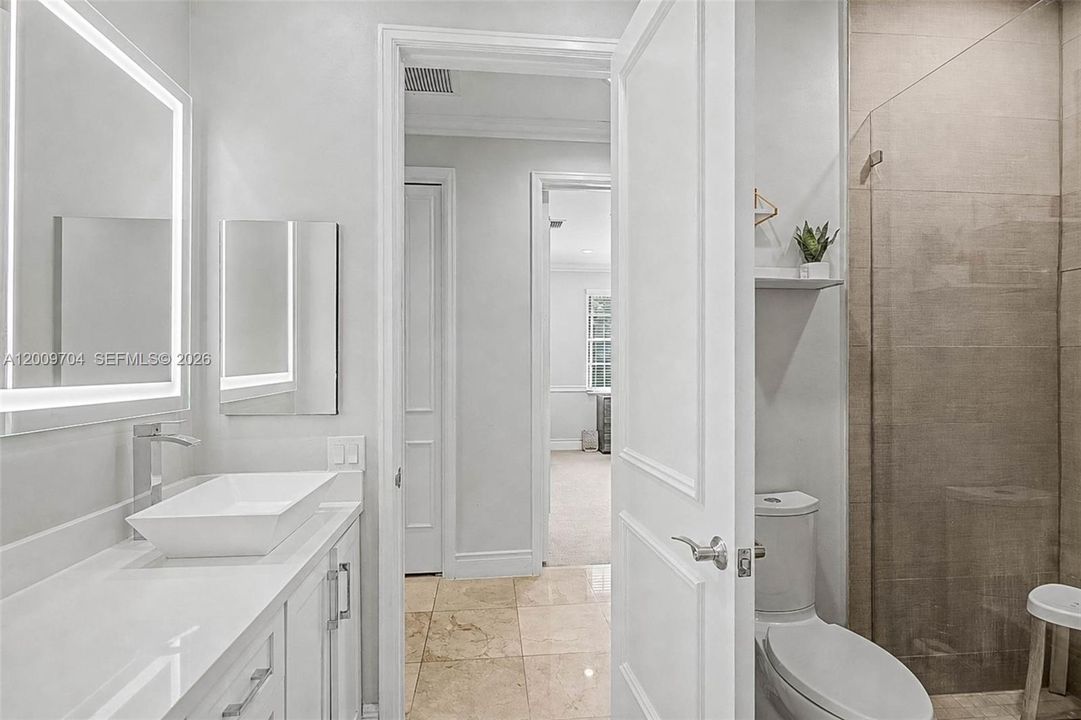 Active With Contract: $3,300,000 (5 beds, 5 baths, 5079 Square Feet)