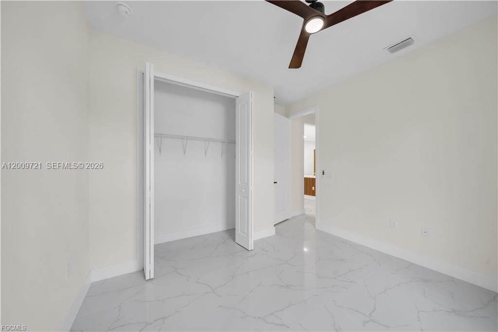 На продажу: $320,000 (3 спален, 2 ванн, 1536 Квадратных фут)