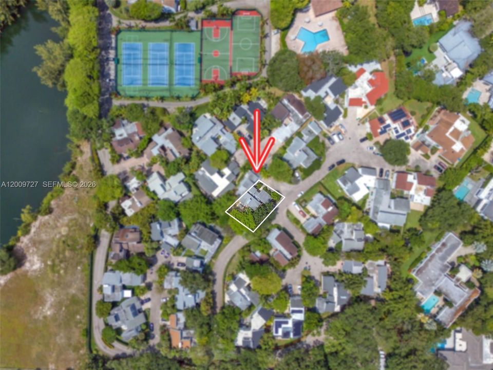 На продажу: $1,800,000 (4 спален, 4 ванн, 3287 Квадратных фут)