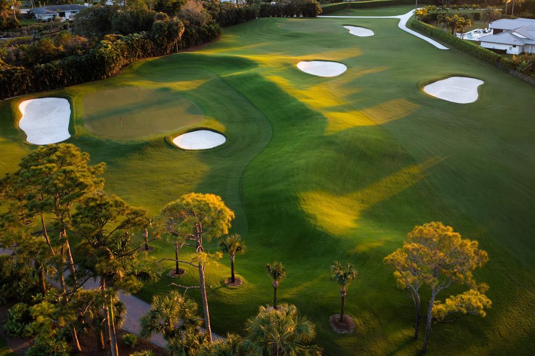 shortgameonthleft-hole-10