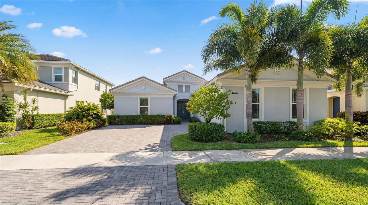 02-4616 Canopy Grove Dr