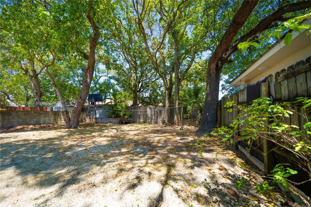 En Venta: $629,999 (3 camas, 3 baños, 1582 Pies cuadrados)