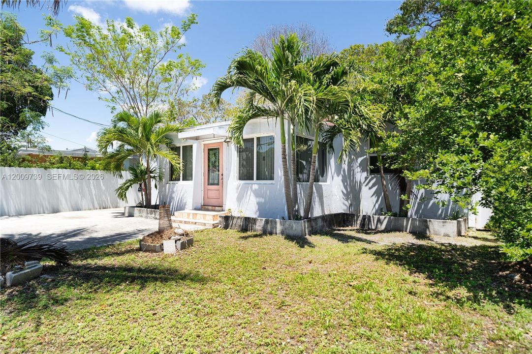 En Venta: $629,999 (3 camas, 3 baños, 1582 Pies cuadrados)