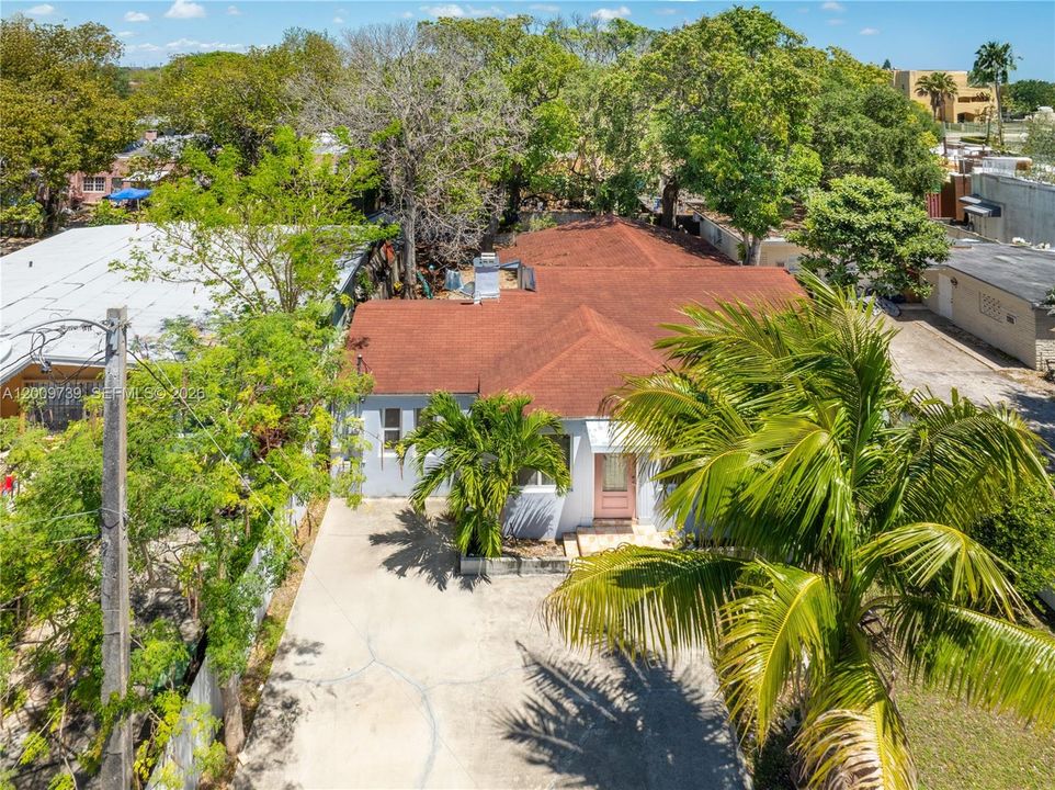 En Venta: $629,999 (3 camas, 3 baños, 1582 Pies cuadrados)
