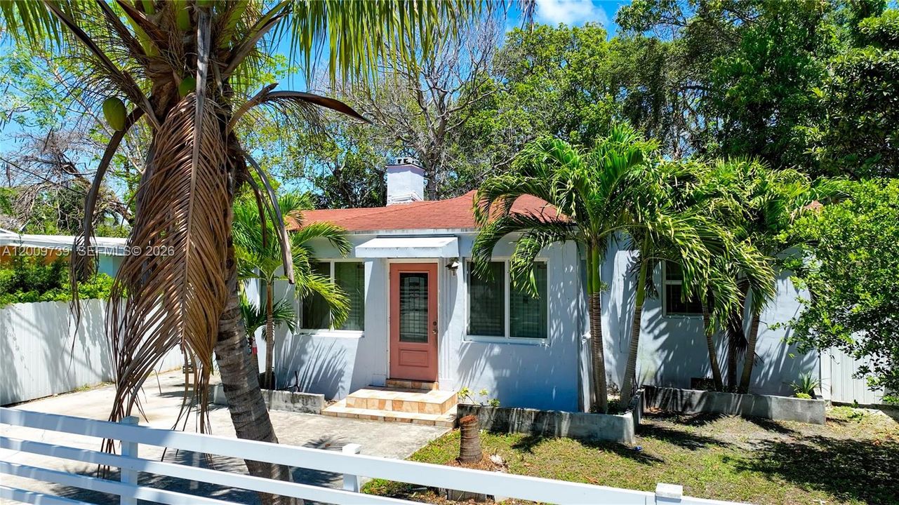 En Venta: $629,999 (3 camas, 3 baños, 1582 Pies cuadrados)