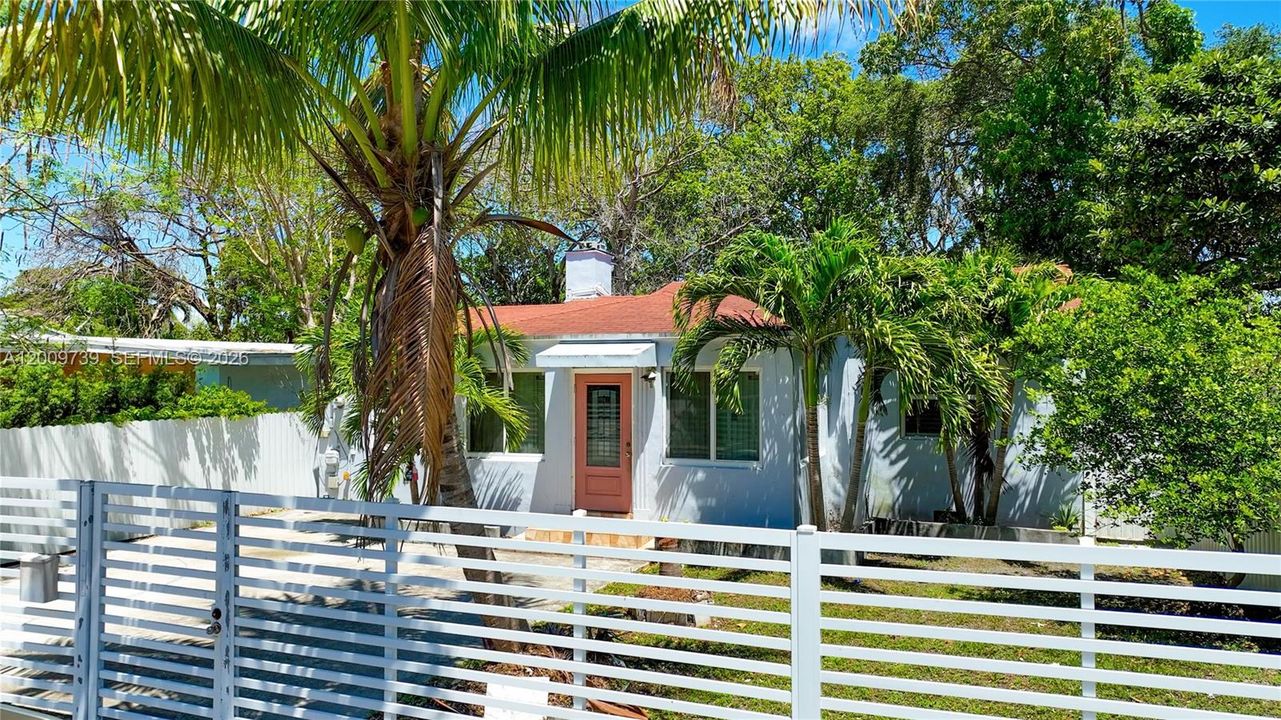 En Venta: $629,999 (3 camas, 3 baños, 1582 Pies cuadrados)