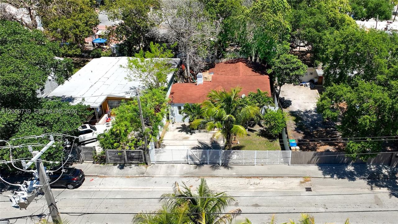 En Venta: $629,999 (3 camas, 3 baños, 1582 Pies cuadrados)