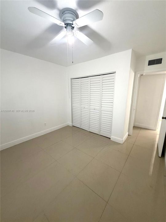 For Sale: $195,000 (2 beds, 2 baths, 1080 Square Feet)