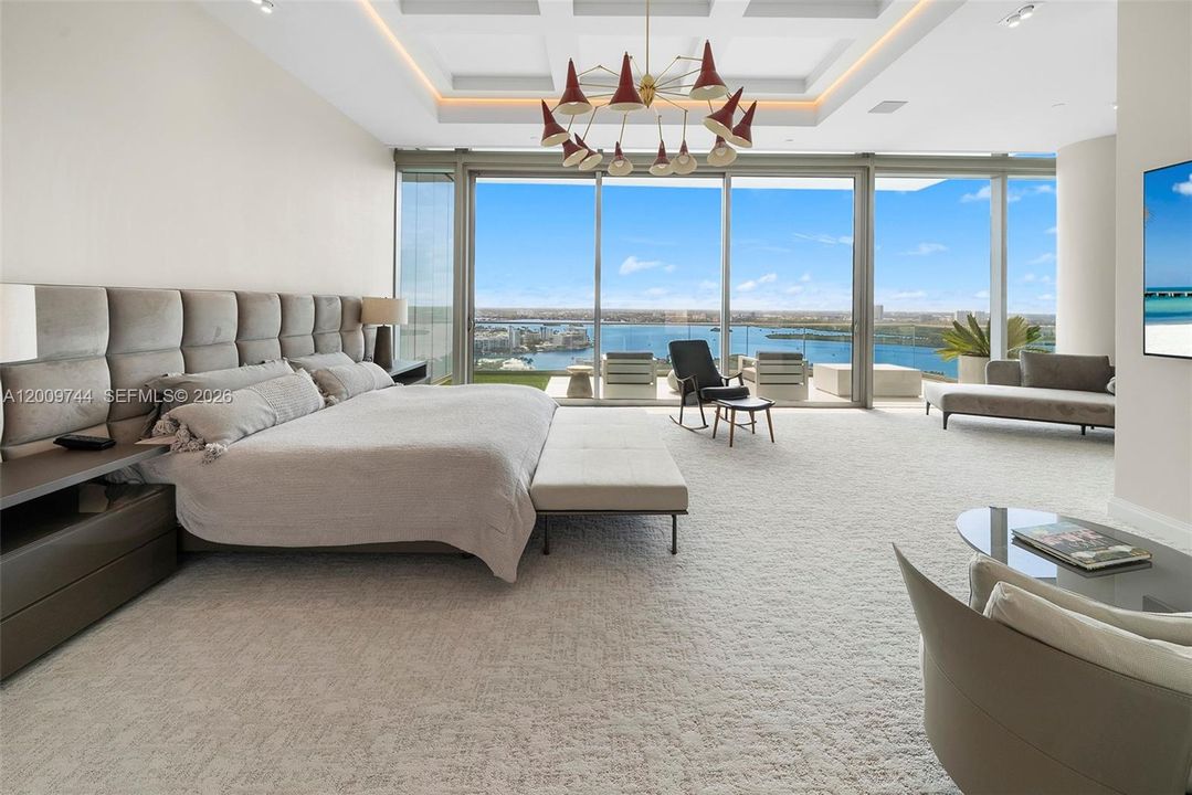 For Sale: $23,950,000 (4 beds, 5 baths, 4900 Square Feet)