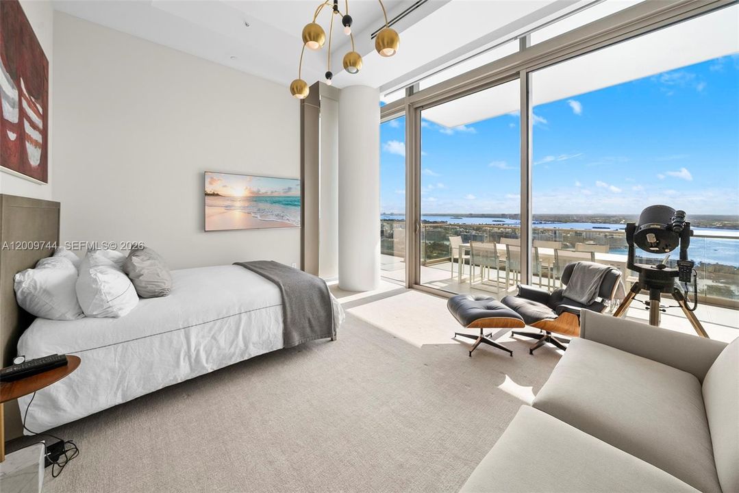 For Sale: $23,950,000 (4 beds, 5 baths, 4900 Square Feet)