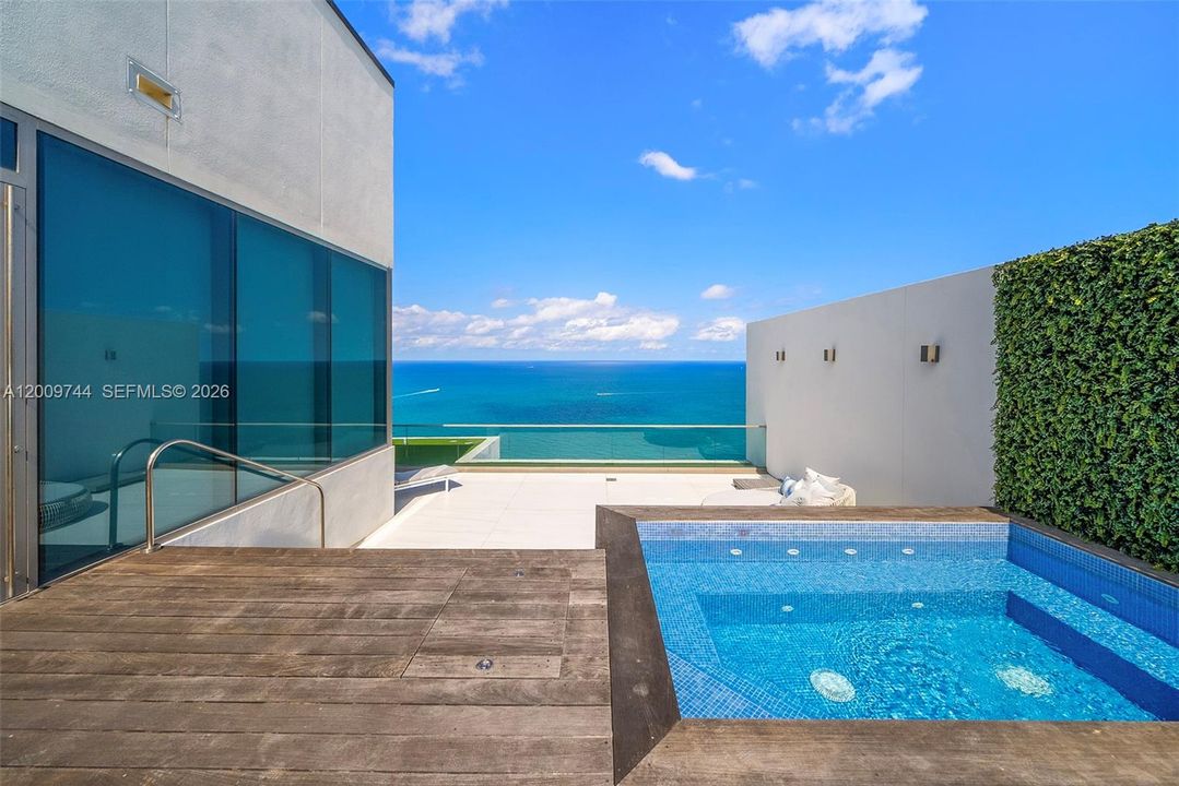 For Sale: $23,950,000 (4 beds, 5 baths, 4900 Square Feet)