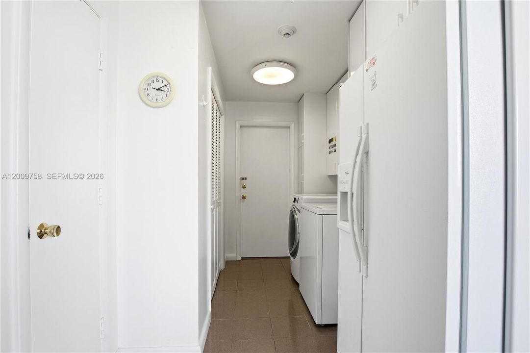 For Sale: $2,600,000 (3 beds, 3 baths, 1772 Square Feet)