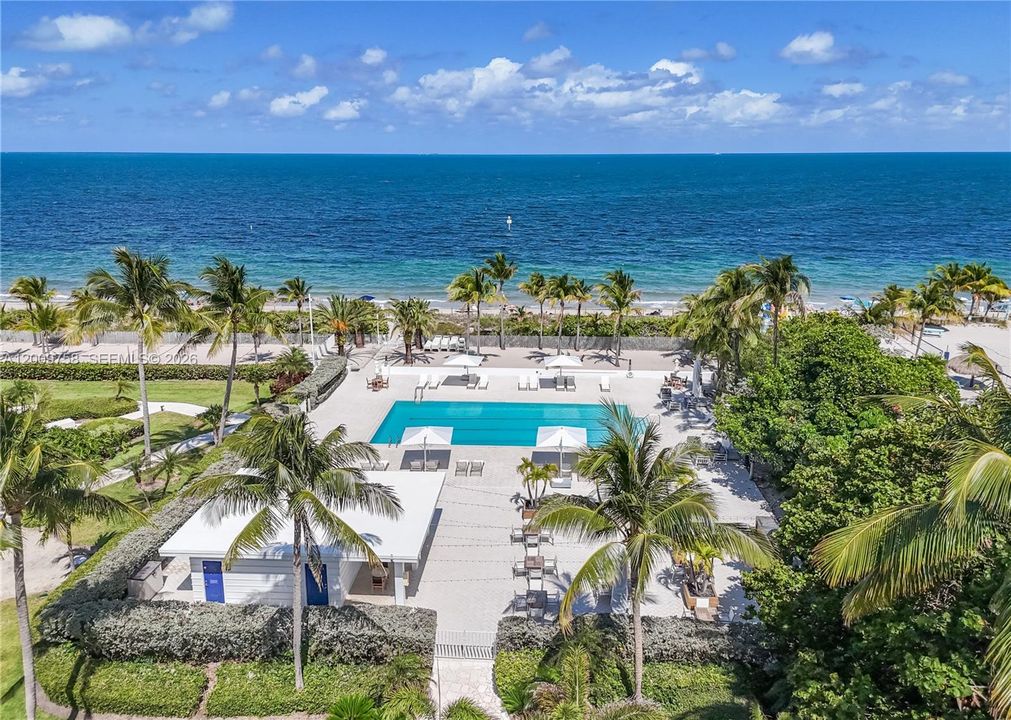 For Sale: $2,600,000 (3 beds, 3 baths, 1772 Square Feet)
