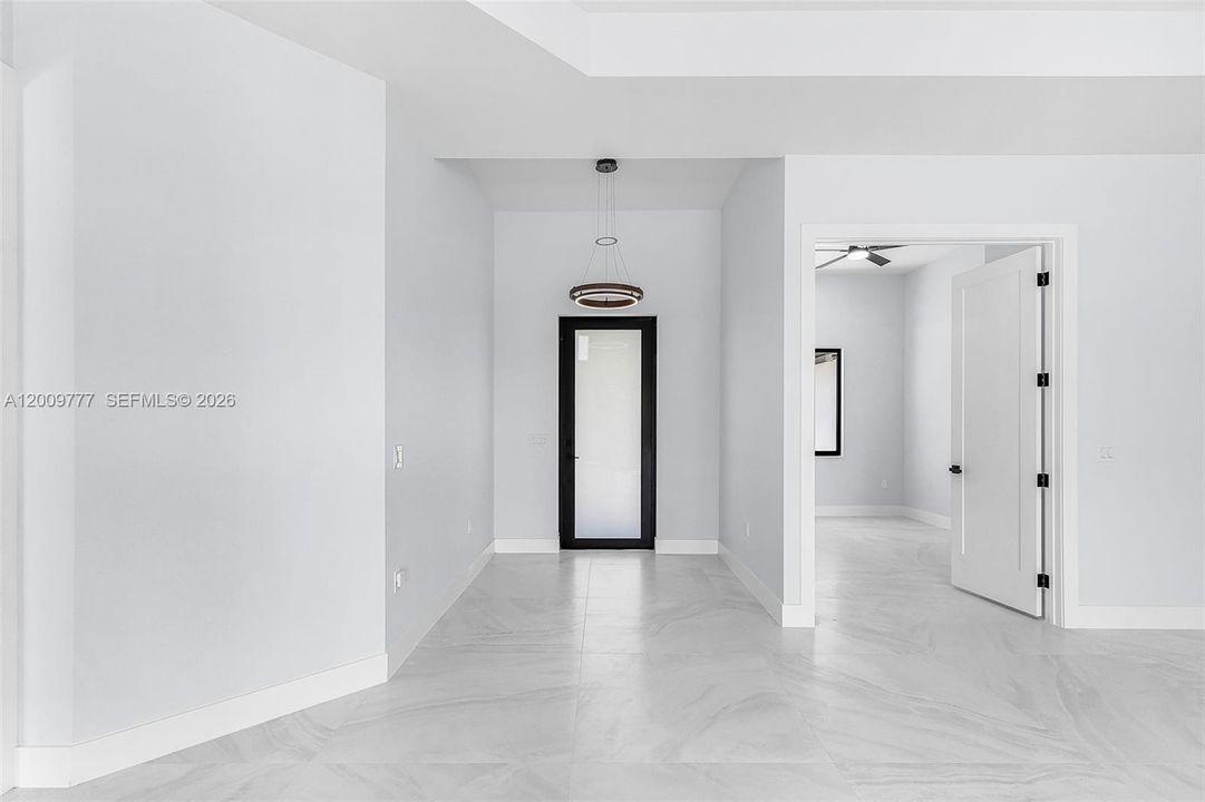 En Venta: $890,000 (4 camas, 4 baños, 2289 Pies cuadrados)