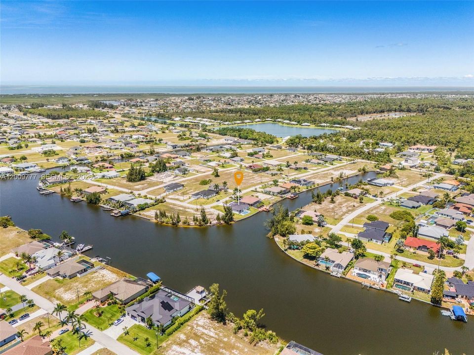 En Venta: $890,000 (4 camas, 4 baños, 2289 Pies cuadrados)
