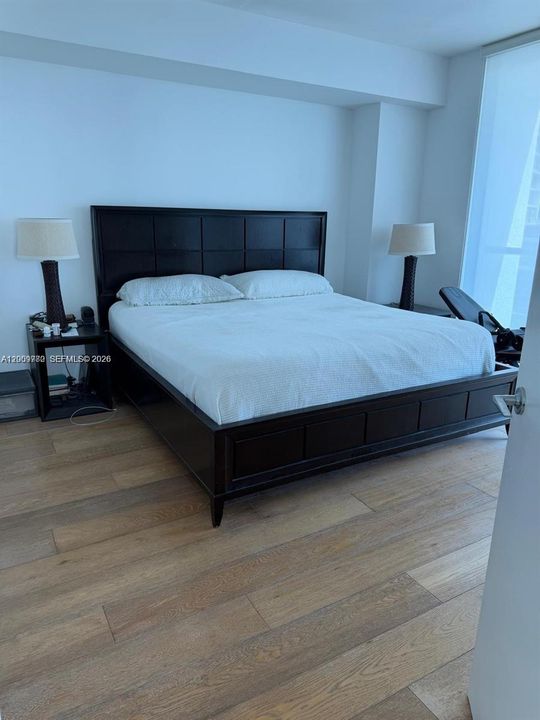 Recientemente alquilado: $4,300 (2 camas, 2 baños, 1146 Pies cuadrados)