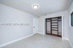 Vendido Recientemente: $895,000 (3 camas, 2 baños, 1834 Pies cuadrados)