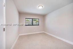 Vendido Recientemente: $895,000 (3 camas, 2 baños, 1834 Pies cuadrados)