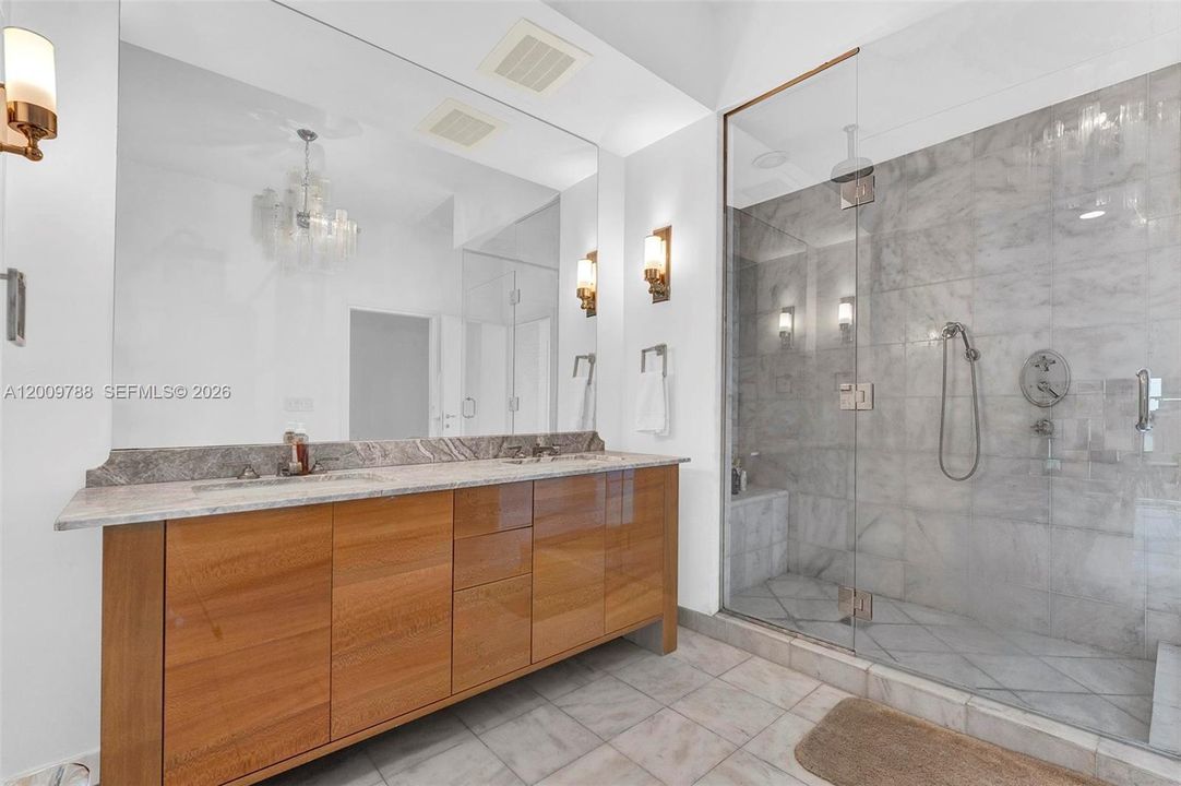 В аренду: $45,000 (3 спален, 4 ванн, 2872 Квадратных фут)