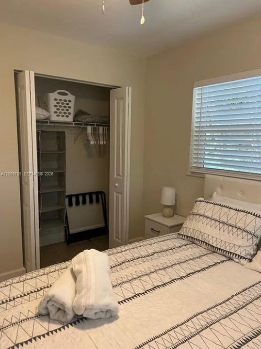 For Rent: $2,600 (3 beds, 2 baths, 1300 Square Feet)