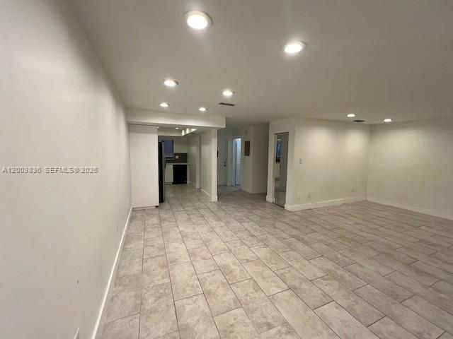 На продажу: $335,000 (3 спален, 2 ванн, 1325 Квадратных фут)