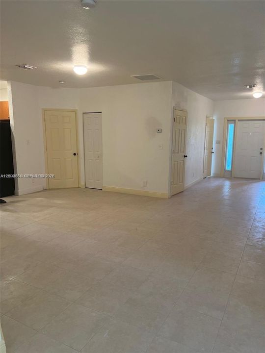 Недавно арендовано: $3,200 (3 спален, 2 ванн, 1640 Квадратных фут)