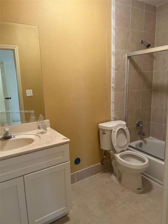 Недавно арендовано: $3,200 (3 спален, 2 ванн, 1640 Квадратных фут)