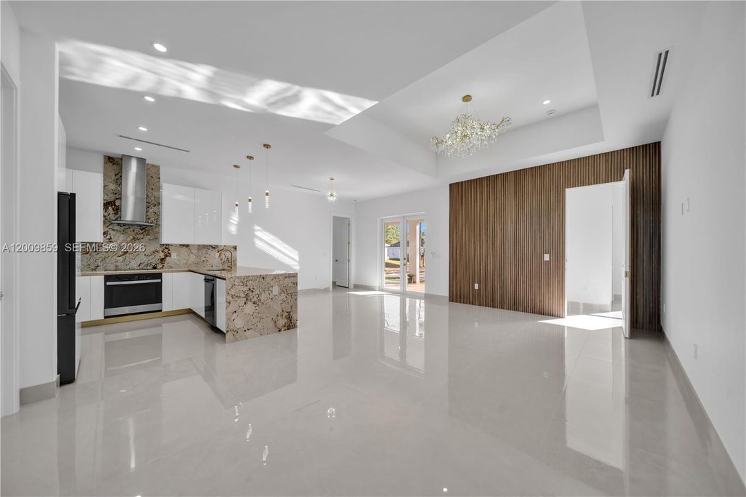 На продажу: $425,000 (4 спален, 3 ванн, 0 Квадратных фут)