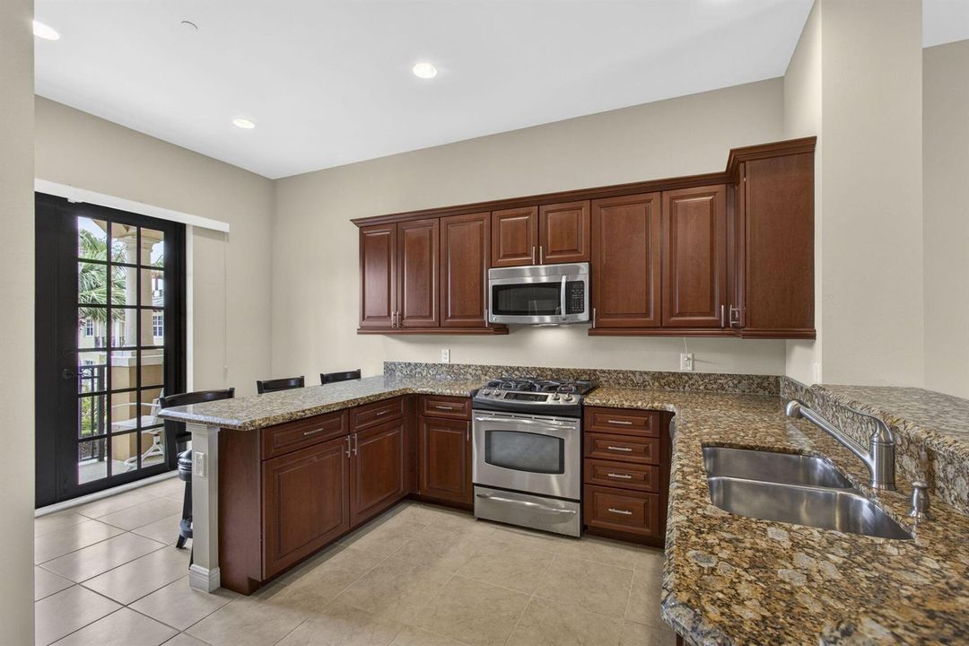 23-web-or-mls-BS1A8292