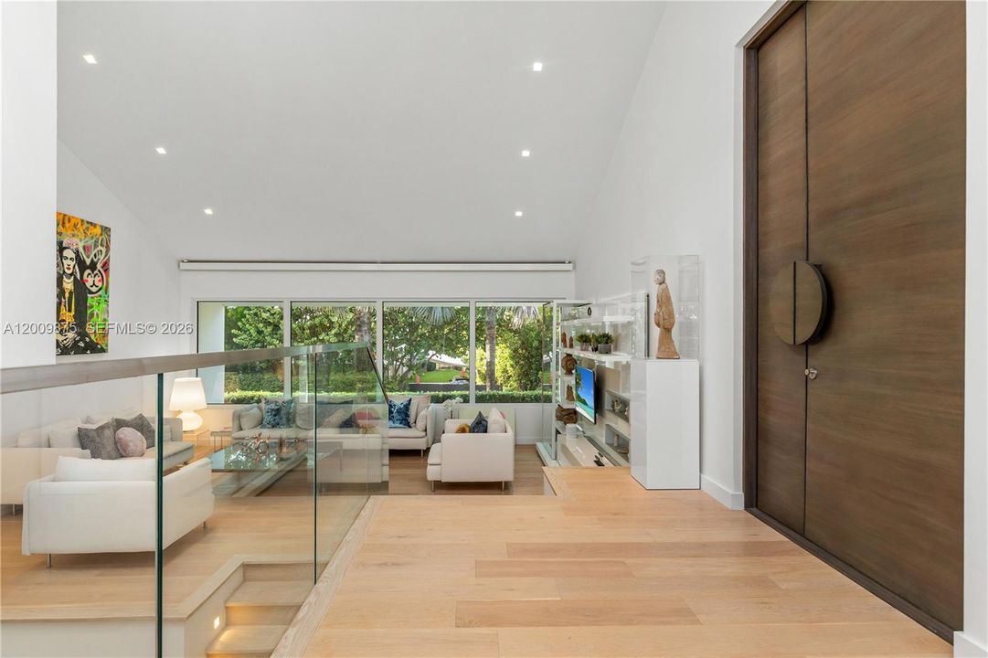 For Sale: $19,950,000 (6 beds, 6 baths, 6208 Square Feet)