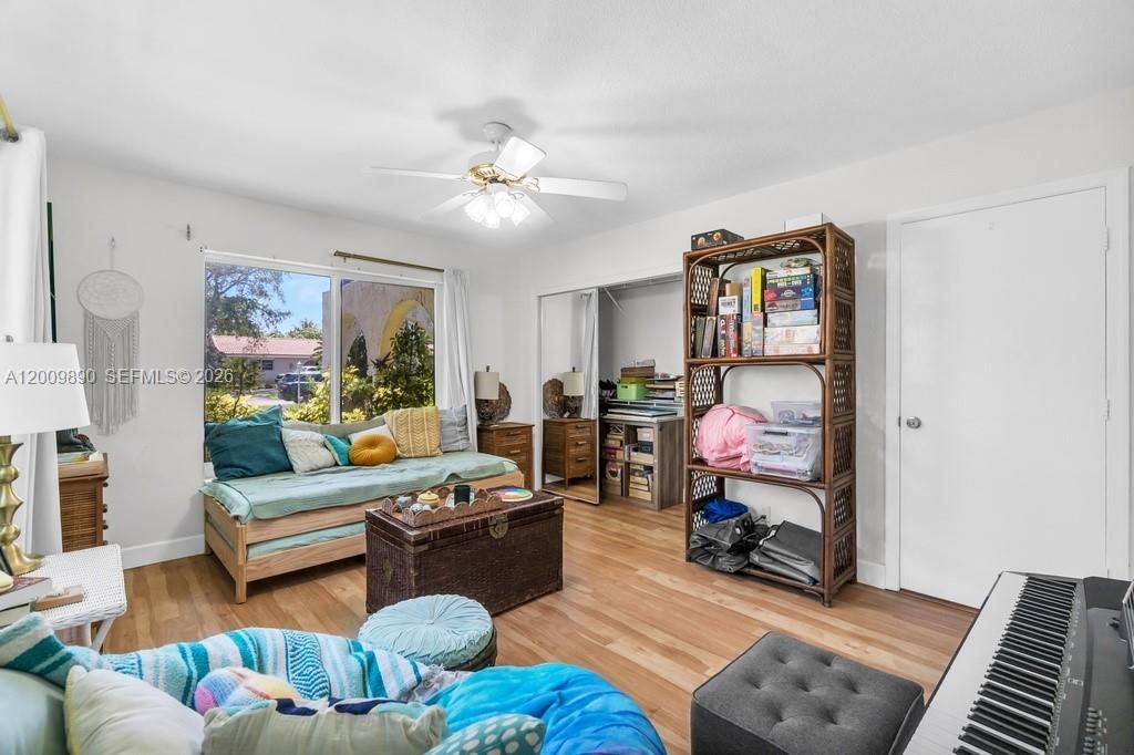 For Sale: $870,000 (4 beds, 2 baths, 2374 Square Feet)