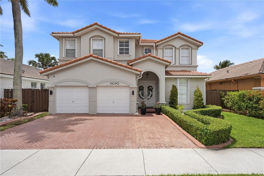 For Sale: $1,200,000 (4 beds, 4 baths, 2975 Square Feet)