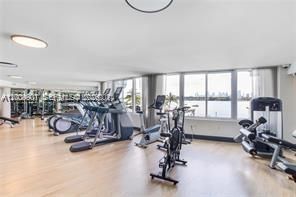 Active With Contract: $250,000 (0 beds, 1 baths, 508 Square Feet)