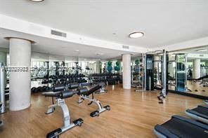 Active With Contract: $250,000 (0 beds, 1 baths, 508 Square Feet)
