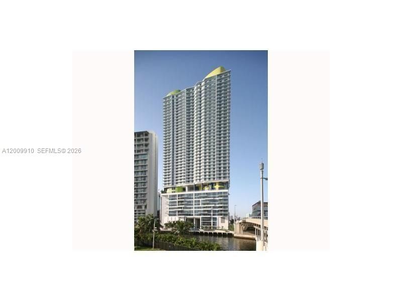 В аренду: $3,650 (2 спален, 2 ванн, 1179 Квадратных фут)