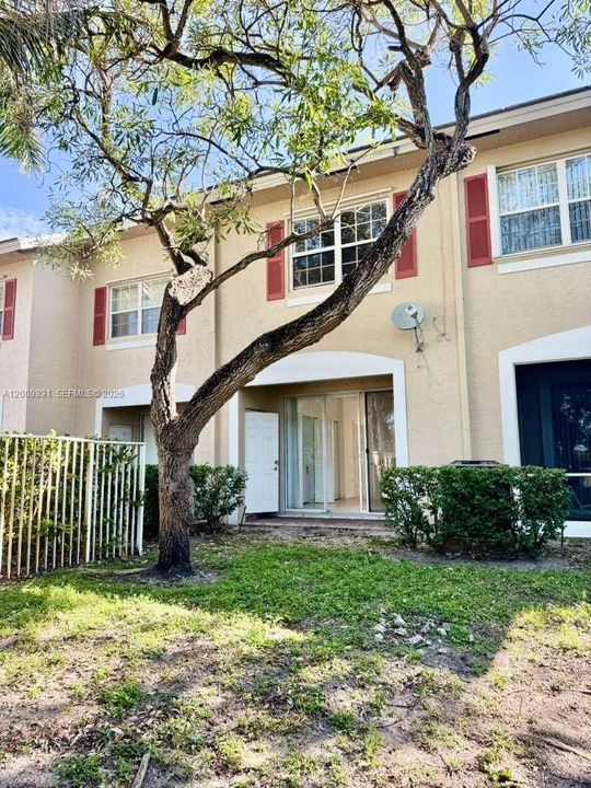En Venta: $340,000 (2 camas, 2 baños, 1280 Pies cuadrados)