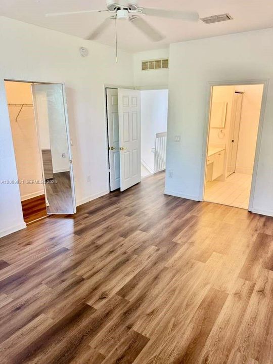 En Venta: $340,000 (2 camas, 2 baños, 1280 Pies cuadrados)