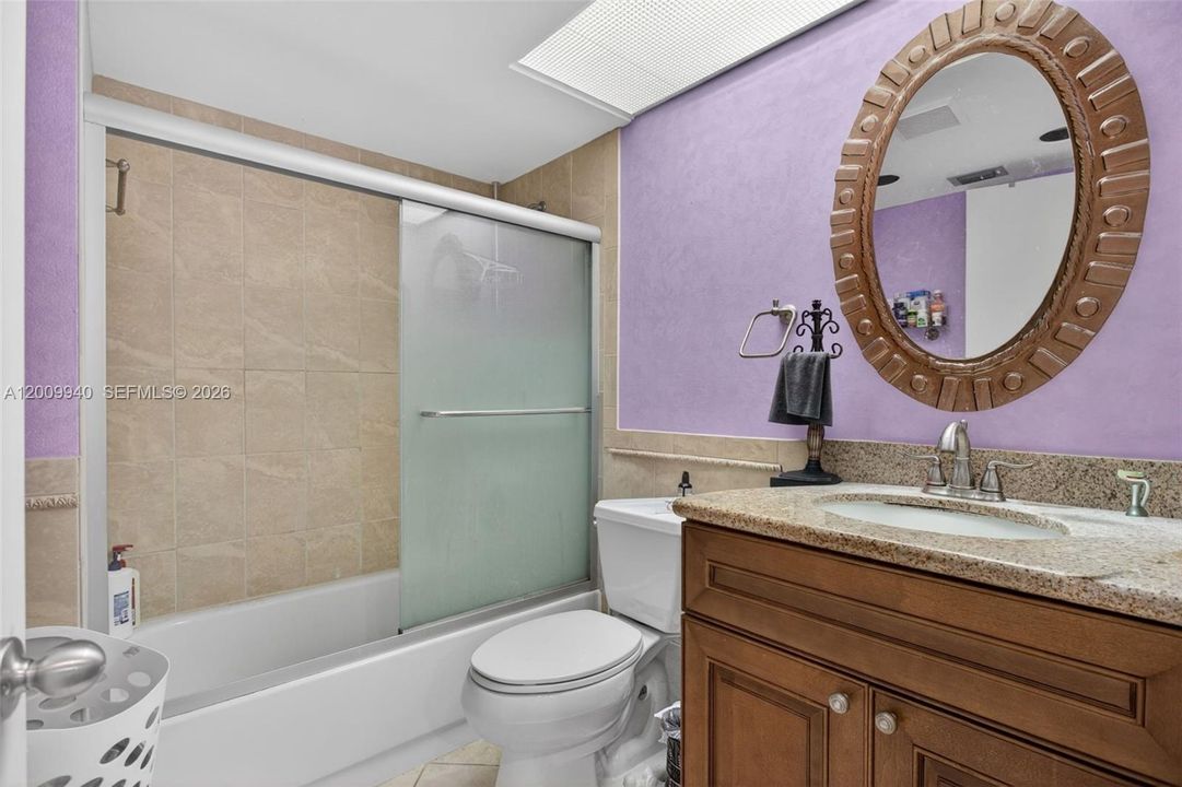 For Sale: $260,000 (2 beds, 2 baths, 1225 Square Feet)